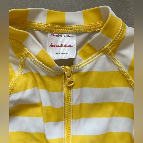 Hanna Andersson striped rash guard + swim shorts - Picture 2 of 3